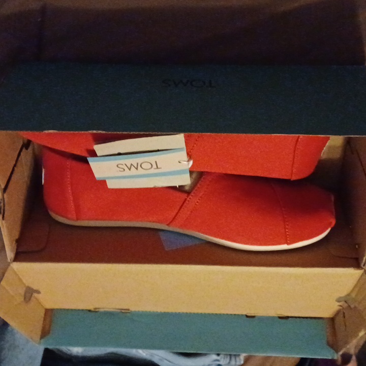 Red Toms Brand New Red Toms Brand New